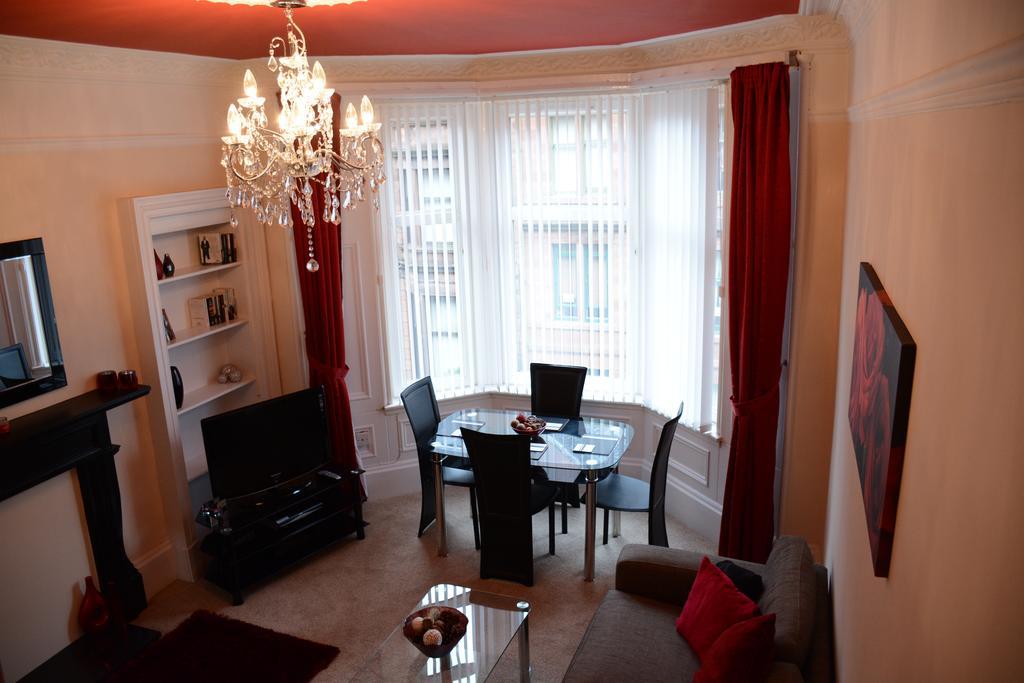 Townhead Apartments Glasgow Airport Paisley Phòng bức ảnh